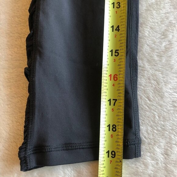 LULULEMON Cinched Ruched Crop Leggings Size 4 - Picture 11 of 11